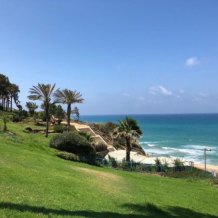 Royal Sea Studio Netanya Exterior foto